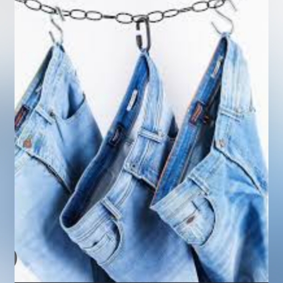 BOGO JEANS SALE!!!! free makeup on sales > $40!! - Picture 5 of 12